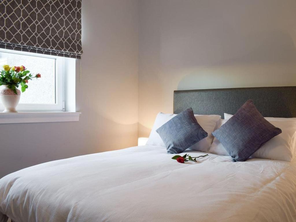 Courtyard Holiday Apartments Inverkeithing Zewnętrze zdjęcie