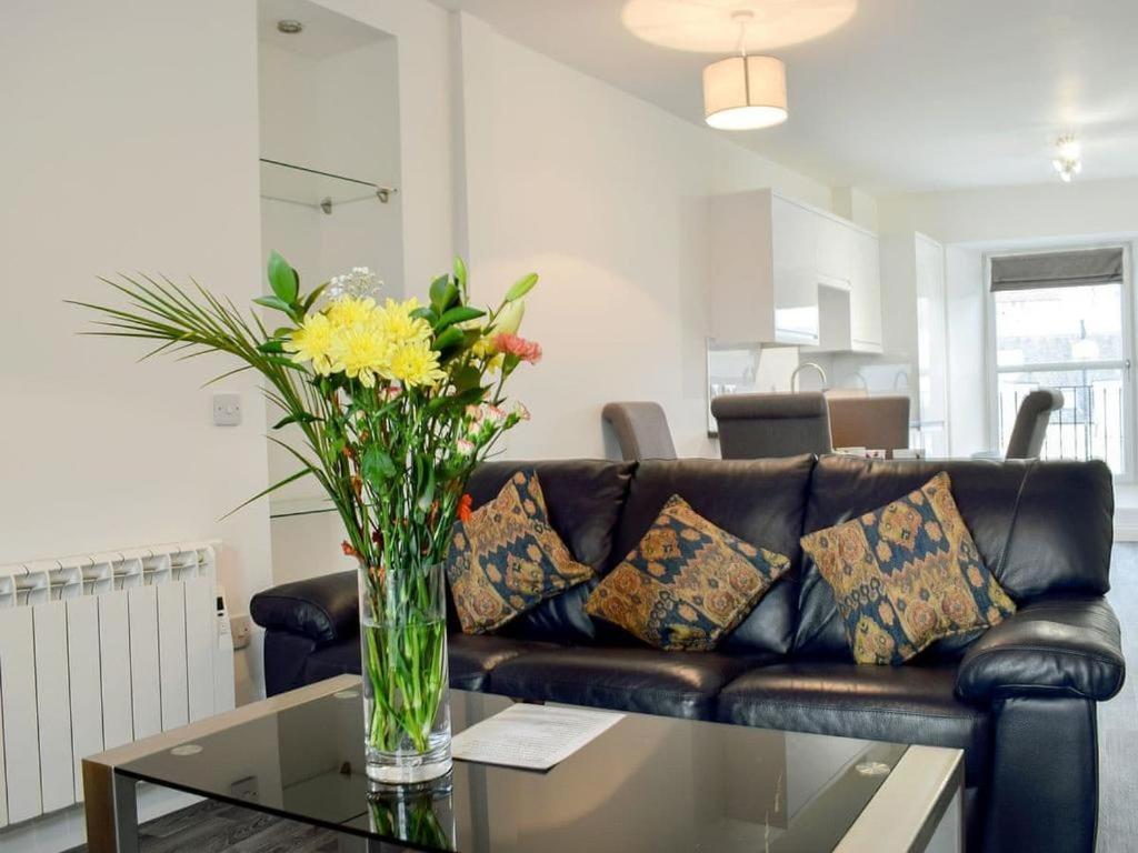 Courtyard Holiday Apartments Inverkeithing Zewnętrze zdjęcie