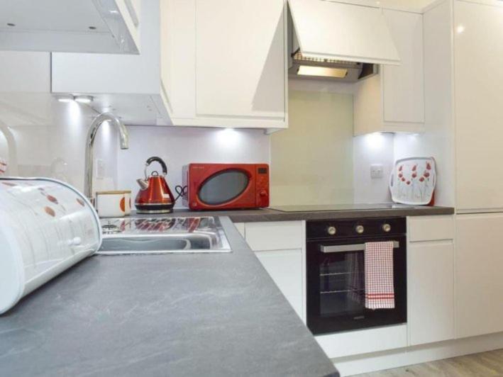 Courtyard Holiday Apartments Inverkeithing Zewnętrze zdjęcie